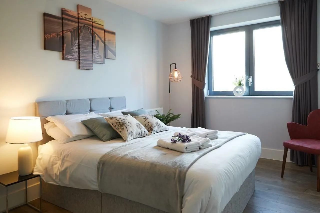 Elegant Plus Luxury Apartments Londen
