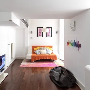 https://my-london-holiday-home-stylish-2-bed-2-bath-riverside.brighton-hotels-england.com