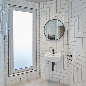 https://host-stay-north-marine-house.yorkshirehotels.net