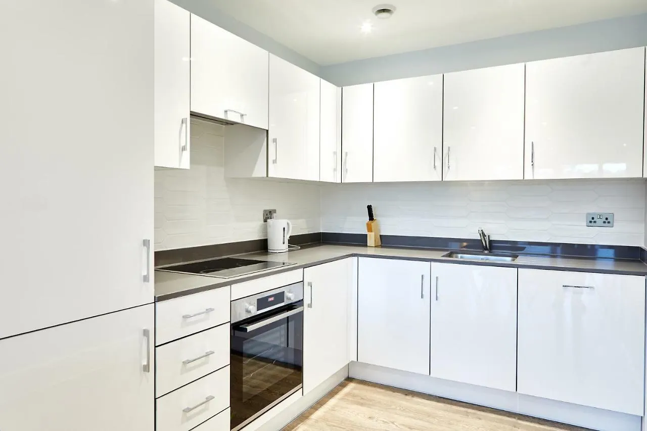 Elegant Plus Luxury Apartments Λονδίνο 0*,